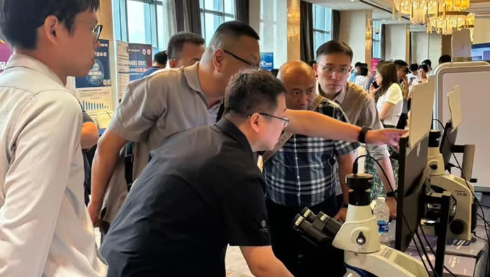 重庆德方AI+形态学临检解决方案亮相国际血液病学大会！<br>专家盛赞：“应用后才知道它的好！”